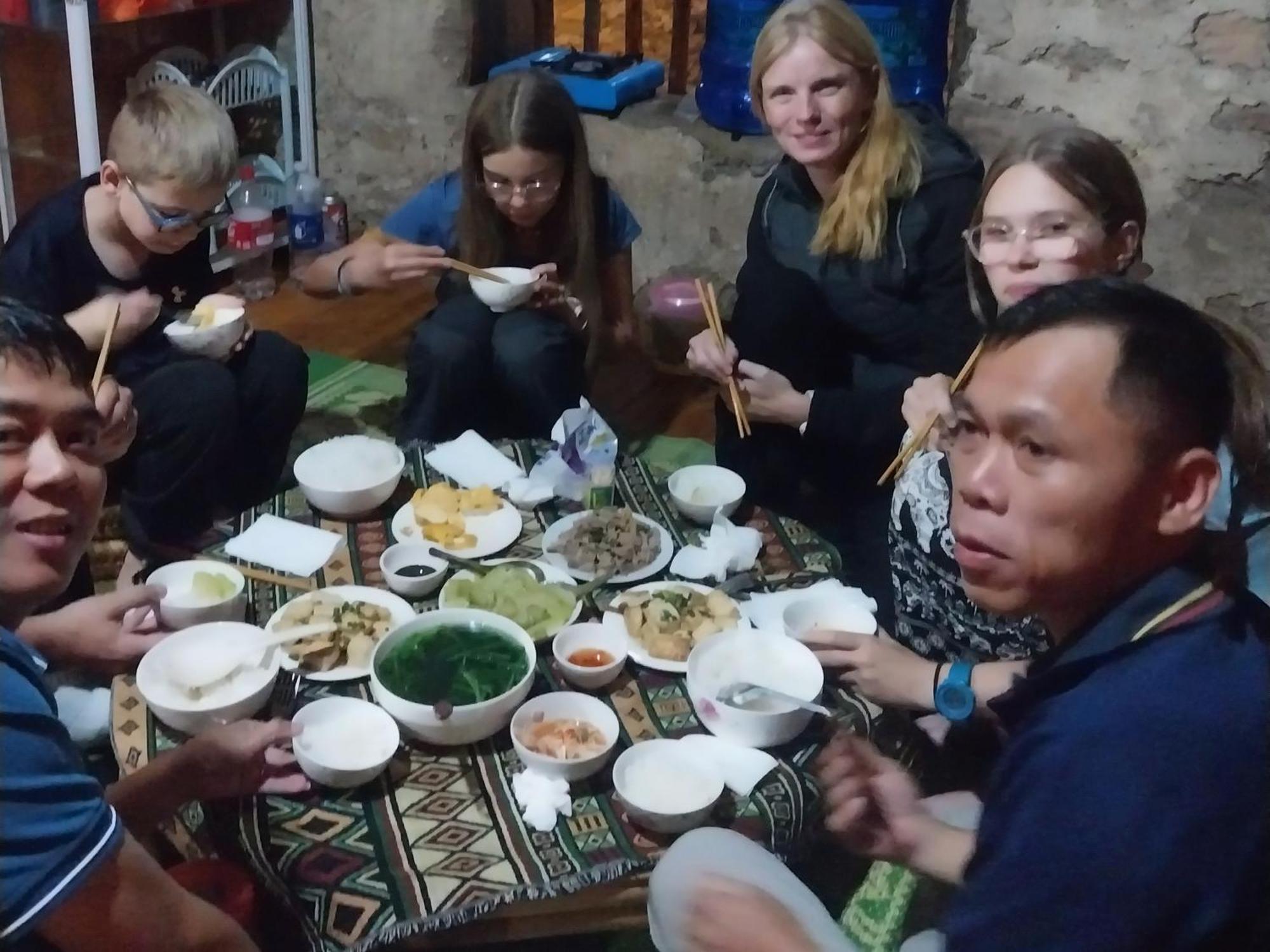 Trieu Hoan Homestay Cao Bang Exterior foto